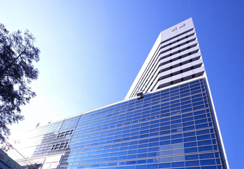 Сравните цены на Otel' Keihan Kyobashi Grande в Осаке