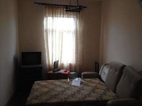 Na 23go Iyulya 81 Guest House — отель с удобствами в Гудаута