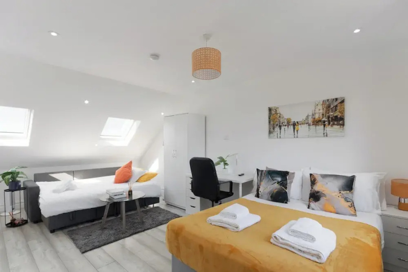 City Apartment - Sleeps 4 & Free Parking — комфортный отель в Лондоне