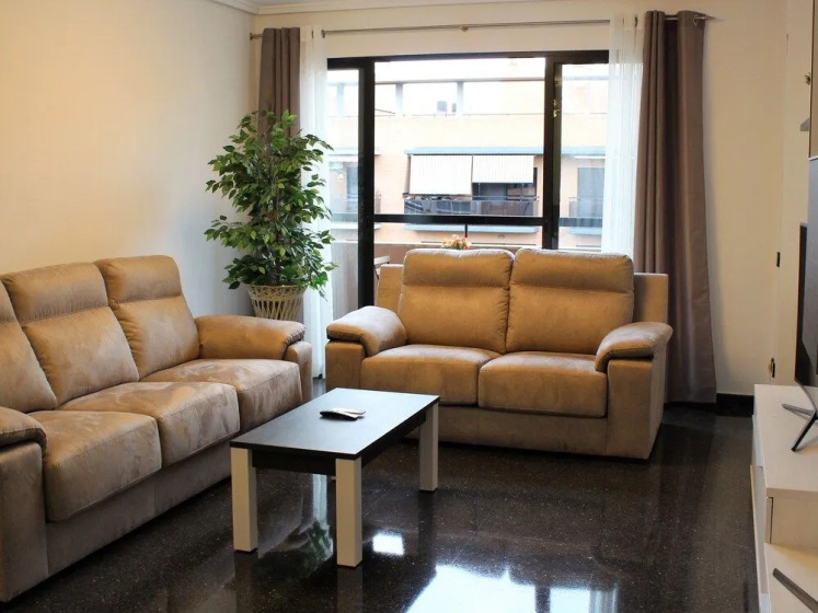 Apartamento en el Parque Central. Estacion del Ave — отзывы гостей и цены