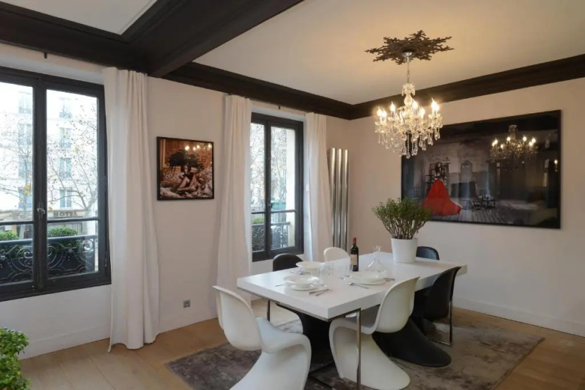 Tour Eiffel Appartement — забронировать отель в Париже