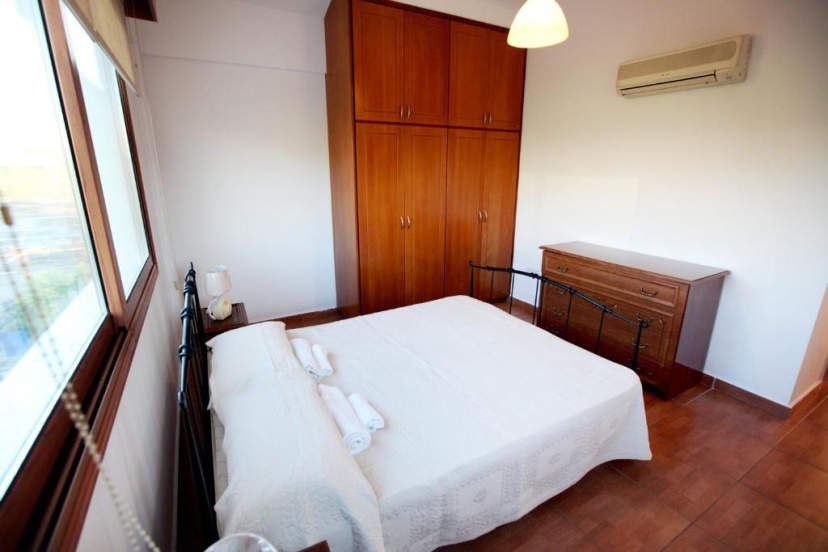 Villa Elina 3 — отель в Пафос, Кипр