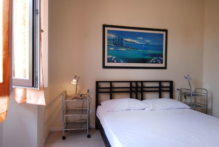 Corsica Halldis Apartments — отель с удобствами в Милане
