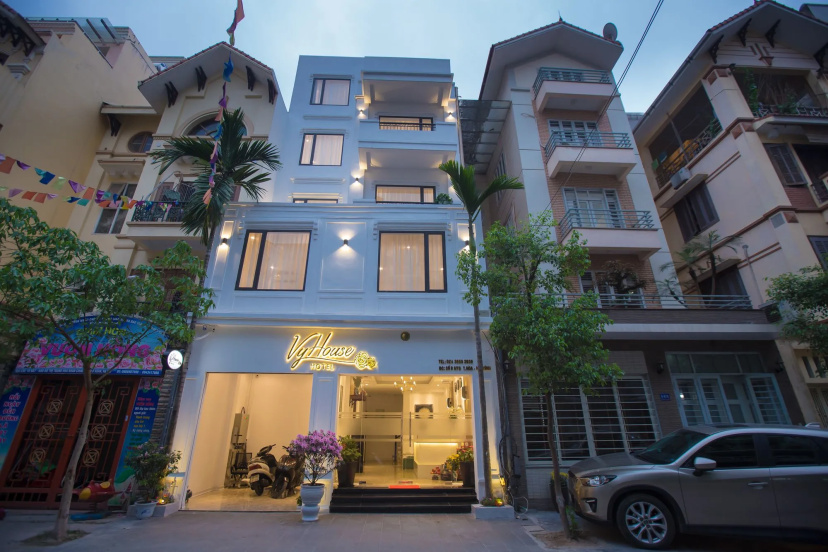 Vyhouse Hanoi Hotel 3 — отель в Ханое, Вьетнам