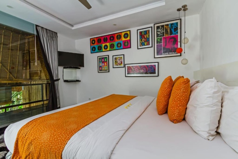 Villa Esa Seminyak — забронировать отель в Кута