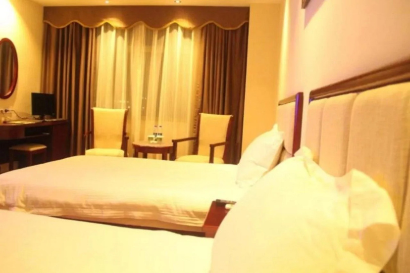 GreenTree Inn Guangzhou Chimelong Paradise Yuangang Metro Station Hotel — забронировать отель в Гуанчжоу