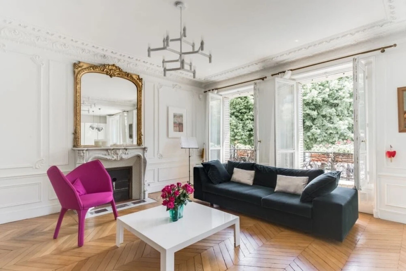 Цены на Beautiful Apartment In The 17Th District в Париже