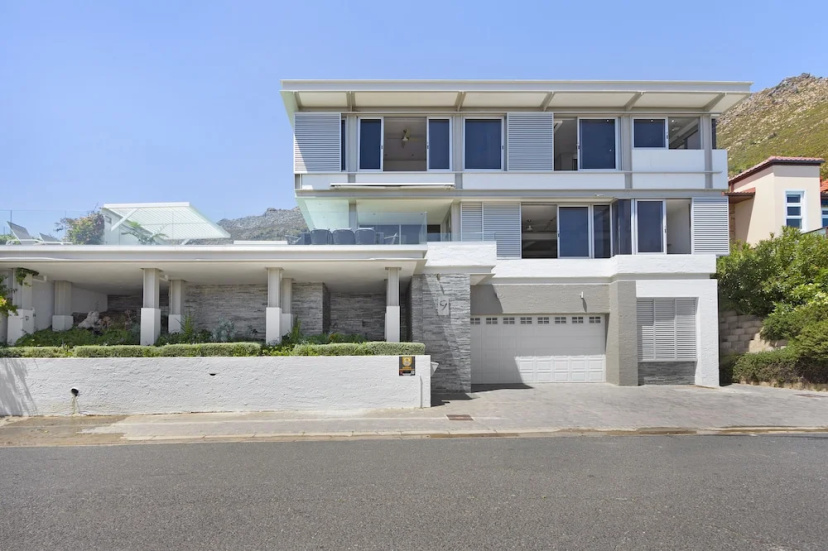 Atlantic Sky Villa — отель с удобствами в Кейптауне