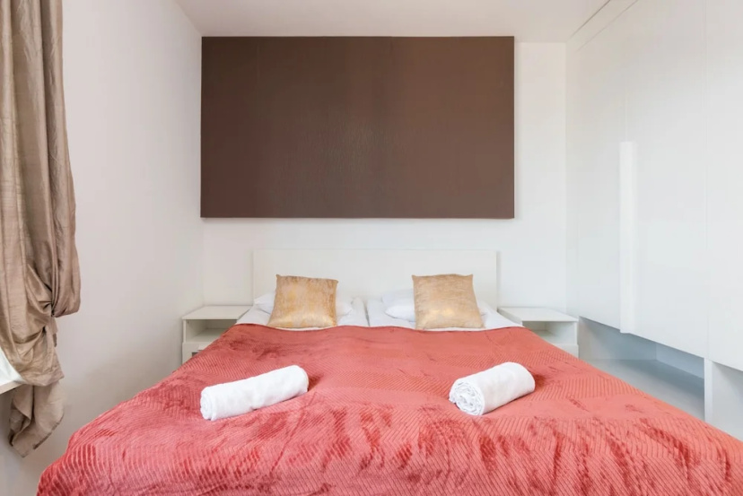 LUX Warsaw Apartment by Renters — отель с удобным расположением в Варшаве
