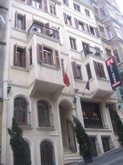 Fullhouse Residence — отель в Стамбуле, Турция