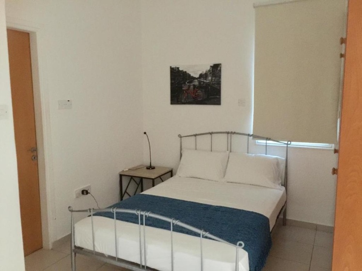 Davi's Studio Apartment — отель с удобствами в Пафос