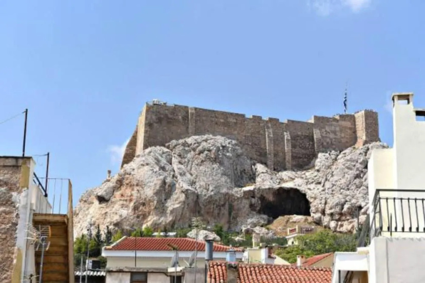 Цены на Antisthenes Apartments в Афины