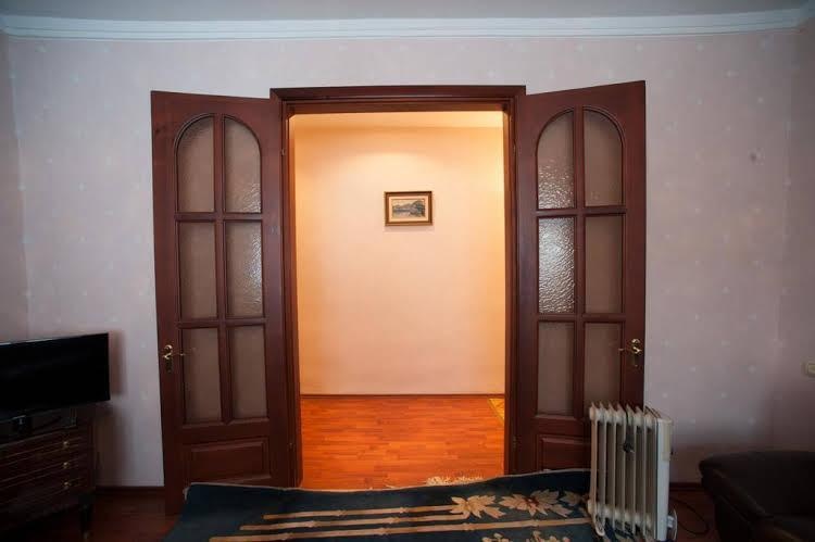 Baykalsky Pokoy Apartment — отель с удобным расположением в Листвянка