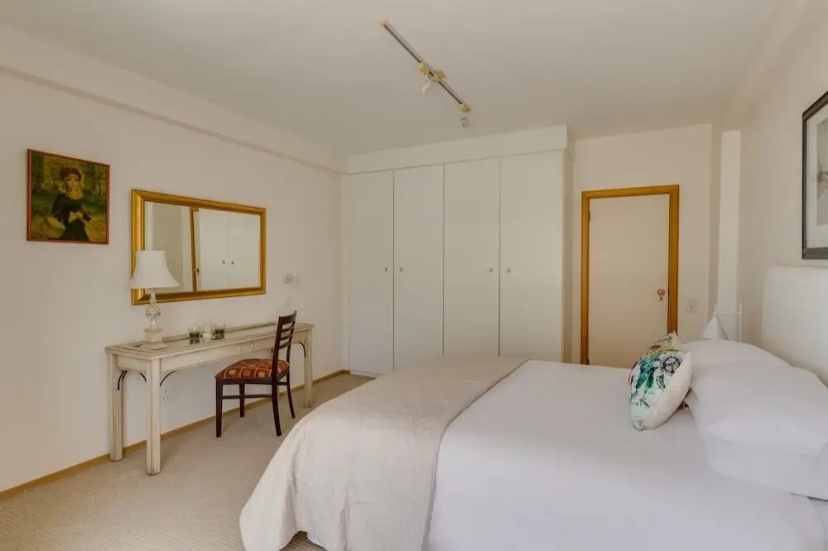 Цены на Afribode Villa Marina в Кейптауне