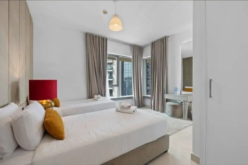 SIMPLY COMFORT Luxury Burj Khalifa & Fountain View Apartments Steps to Dubai Mall — отзывы гостей и цены