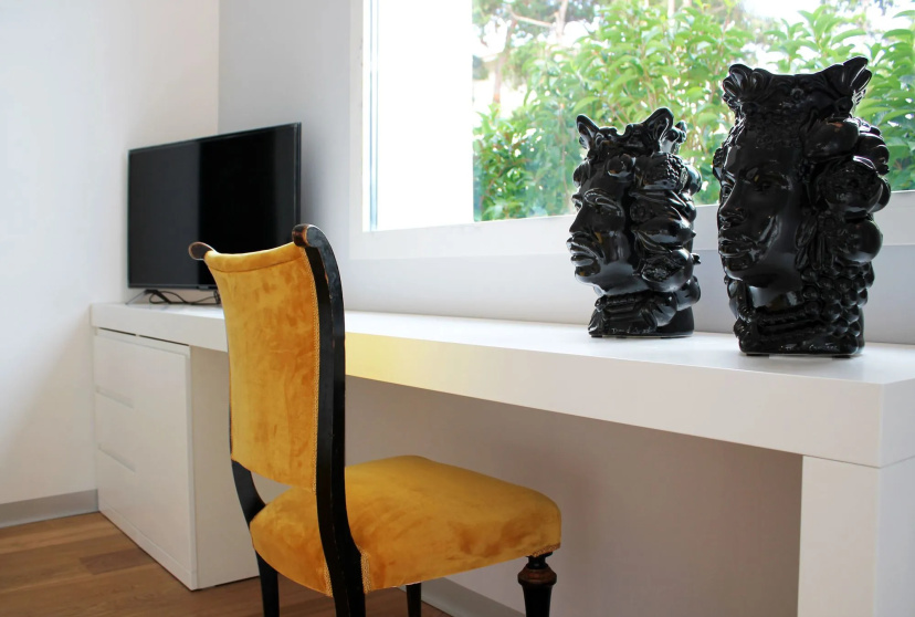 Unico Boutique Hotel d'Arte — забронировать отель в Палермо