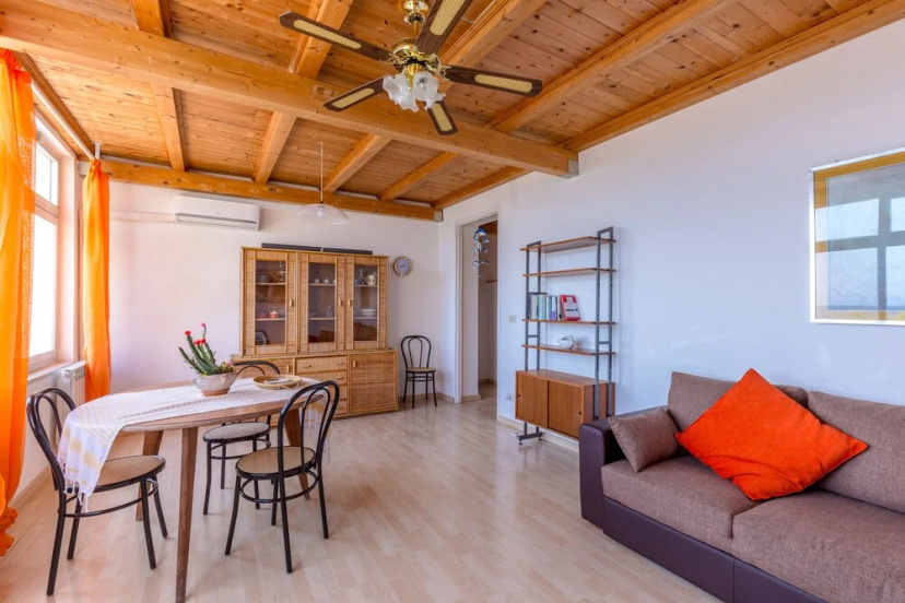 Seaview Apartment Capo Gallo East — отель с удобствами в Палермо