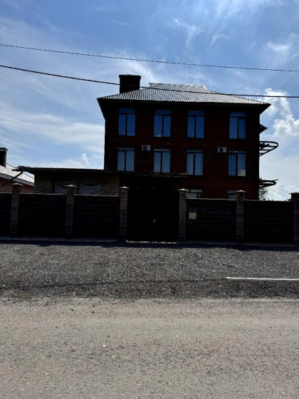 Цены на Апартаменты Континент на улице Викторова в Тольятти