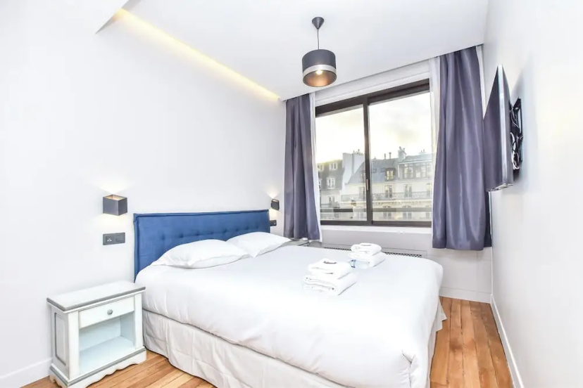 Bright Apartment - 1br/4p - Opera Garnier — отель с удобствами в Париже