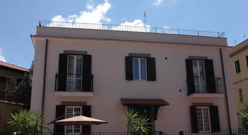 Pineta House — отель с удобным расположением в Риме
