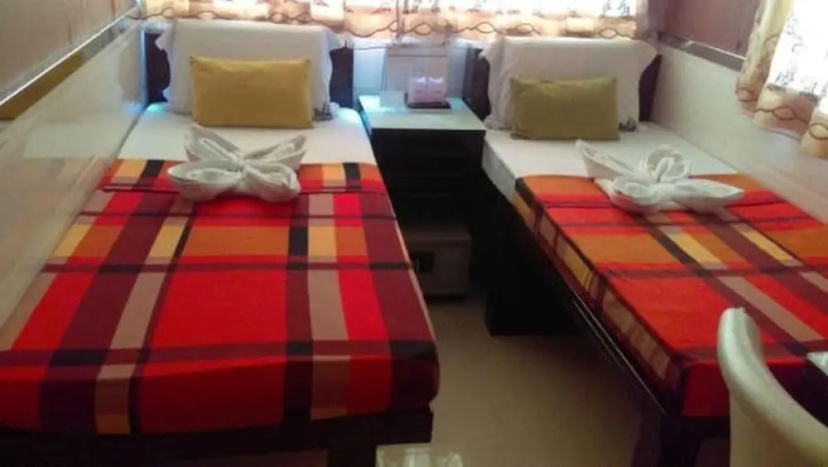 Room in Guest Room - Standard Twin Room 3 — комфортный отель в Гонконг