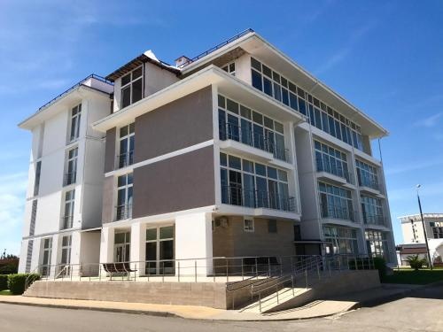 Real Apartments on Bulvar Nadezhd — отель с удобным расположением в Сириусе