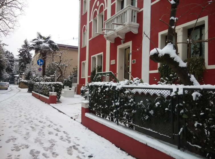 Hotel Villa Pannonia — комфортный отель в Венеции