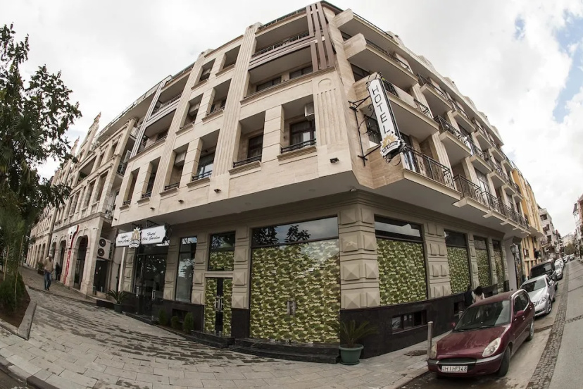 Old Batumi — забронировать отель в Батуми