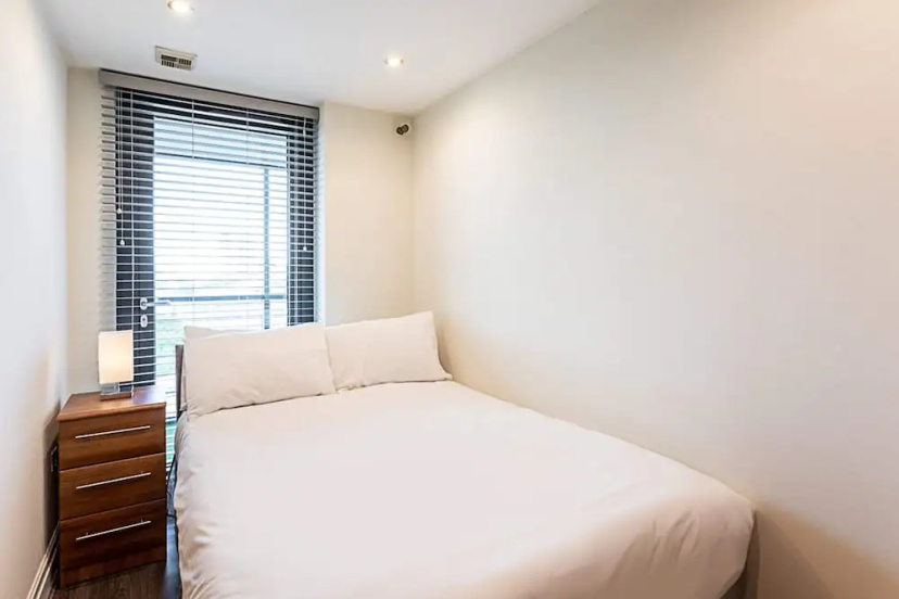 Convenient Urban Pad in Paddington — комфортный отель в Лондоне