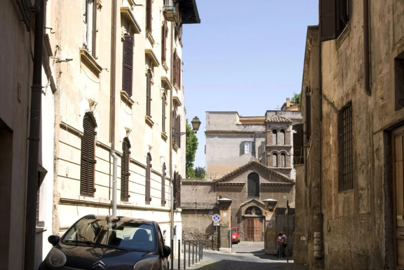 Rome With a Garden Delightful 1 Bedroom Apartment With Private Garden in Historic Trastevere — отзывы гостей и цены