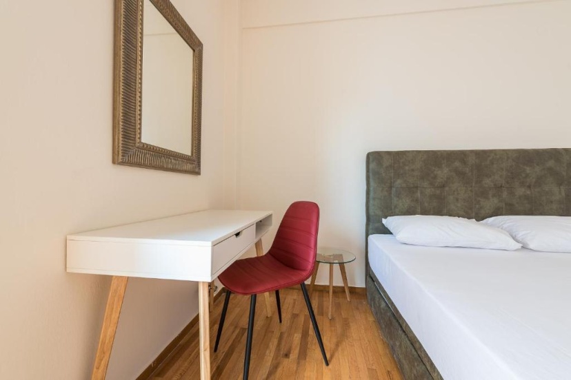 Цены на Athens Crown Paradise Apartments в Афины