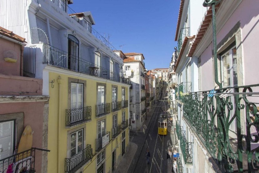 Chiado Blue by Homing — отель с удобным расположением в Лиссабоне