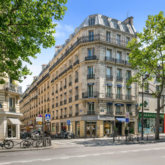 Best Western Nouvel Orleans Montparnasse — отель с удобствами в Париже