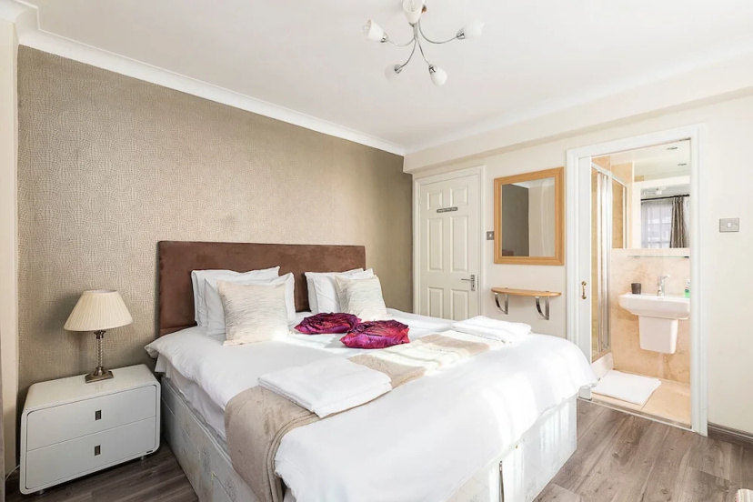 Gorgeous Apartment Near Hyde Park And Oxford St — отель в Лондоне, Соединенное Королевство