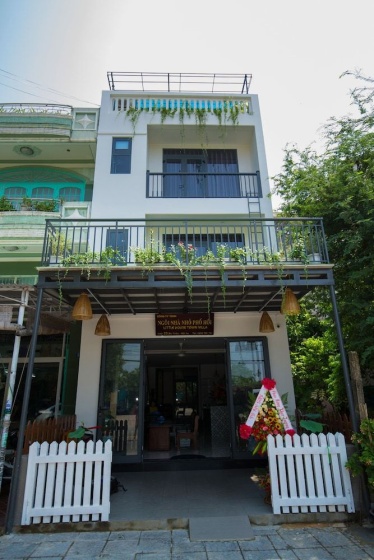 Little House Town Villa — отель с удобствами в Дананге