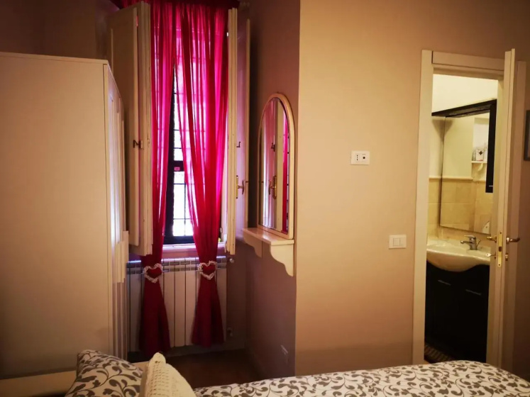 Alfieri home holiday — отель с удобствами в Риме