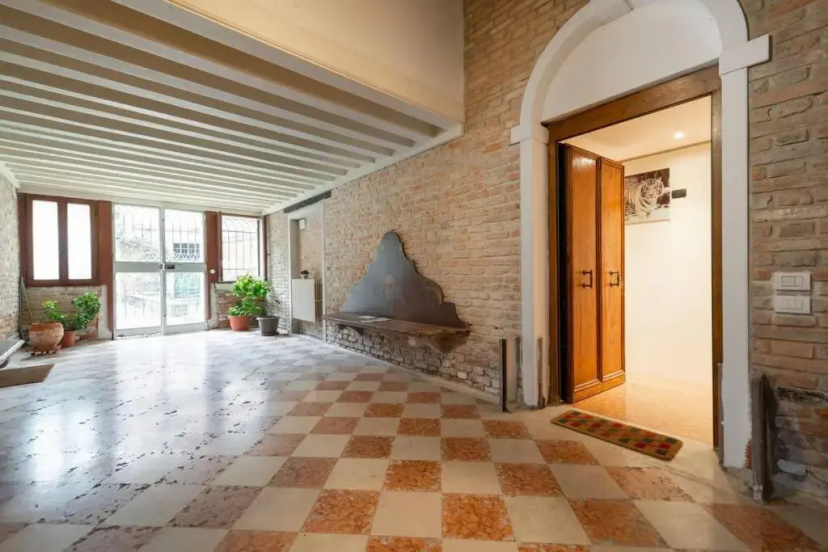 The Zen House Apartment — отель с удобствами в Венеции