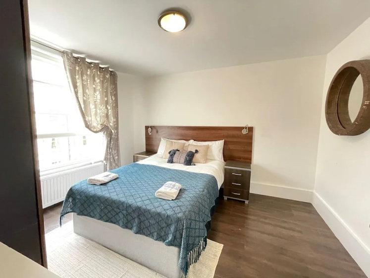 Captivating 1-bed Apartment in London — отель с удобствами в Лондоне