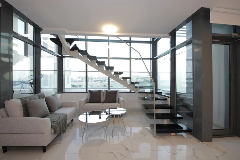 Luxury duplex in Raha lofts — отель с удобным расположением в Абу