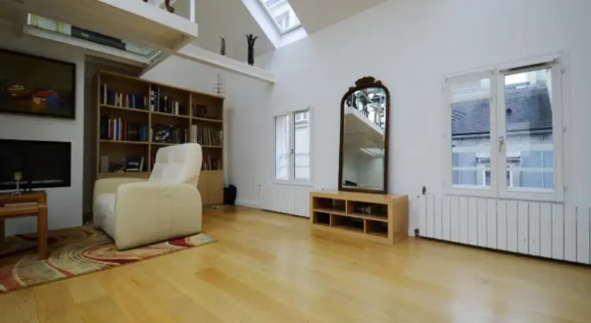 Loft & Studio — забронировать отель в Париже
