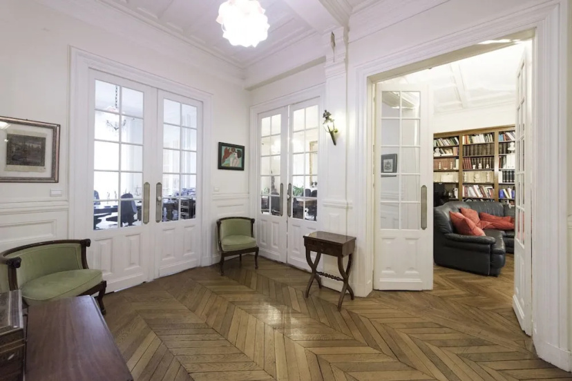 Champs-Elysees Hideaway — отзывы гостей и цены