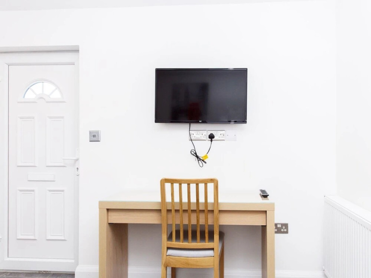 Garden Flat 17S — забронировать отель в Лондоне