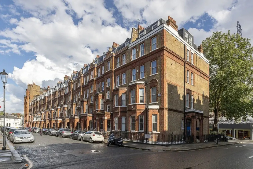 Цены на JOIVY Lovely 2 Bedroom Flat in Chelsea в Лондоне