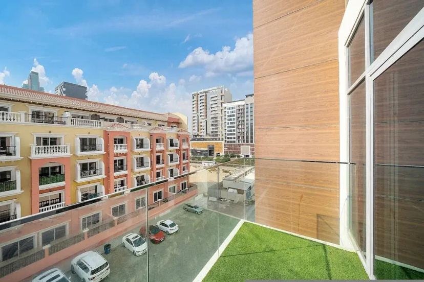 Perfect Studio in JVC With Pool and gym — забронировать отель в Дубае