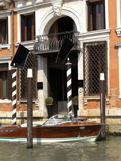 Palazzo Barbarigo Sul Canal Grande — отель рядом с интересными местами в Венеции