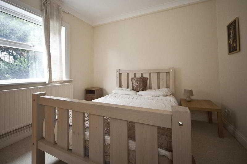 Цены на Charismatic London Apartment в Лондоне