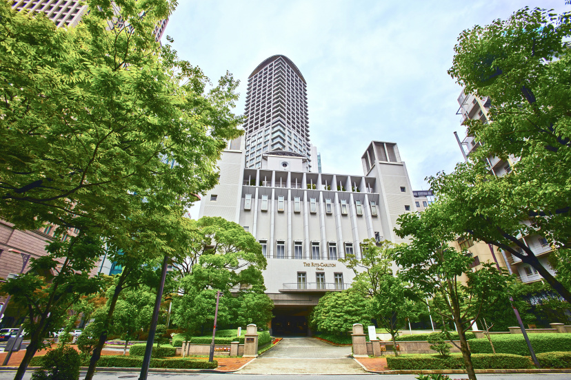 Сравните цены на The Ritz-Carlton, Osaka в Осаке