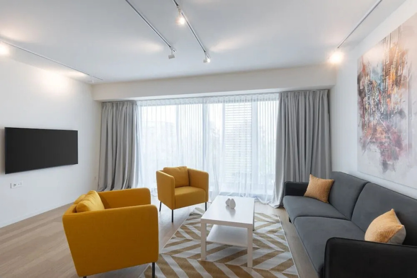 LIV Athinum 1 - Luxury Apartment 3B — забронировать отель в Афины