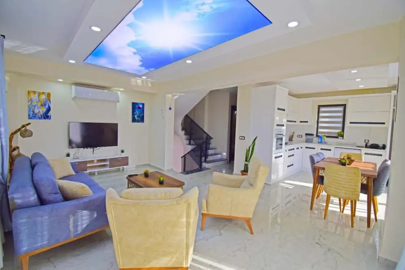 Stunning 4-bed Villa: Private Pool, Sauna & Hammam — комфортный отель в Олюдениз
