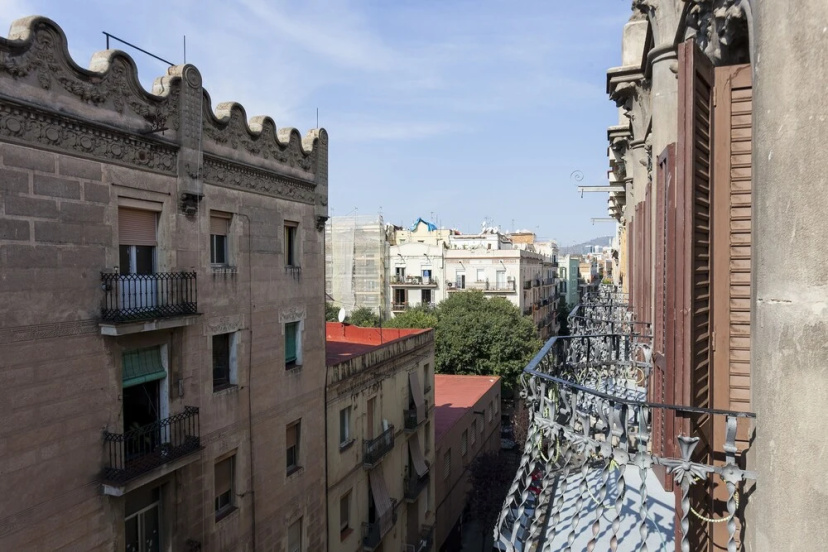 Espai Barcelona Paralel Apartments — комфортный отель в Барселоне